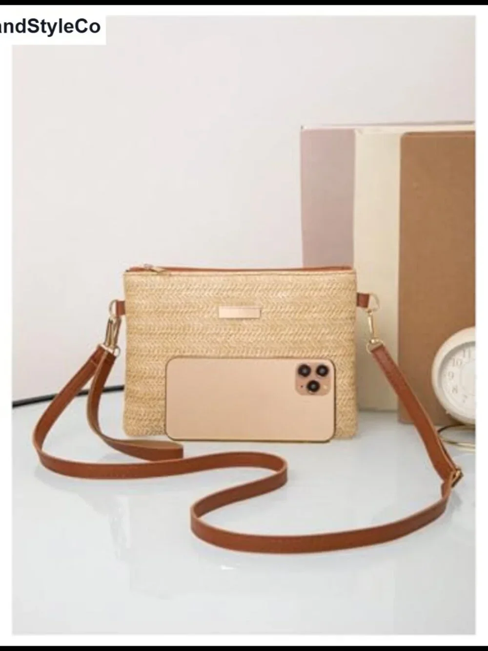 Handwoven Straw Crossbody Bag with Detachable Faux Leather Strap - Summer Beach